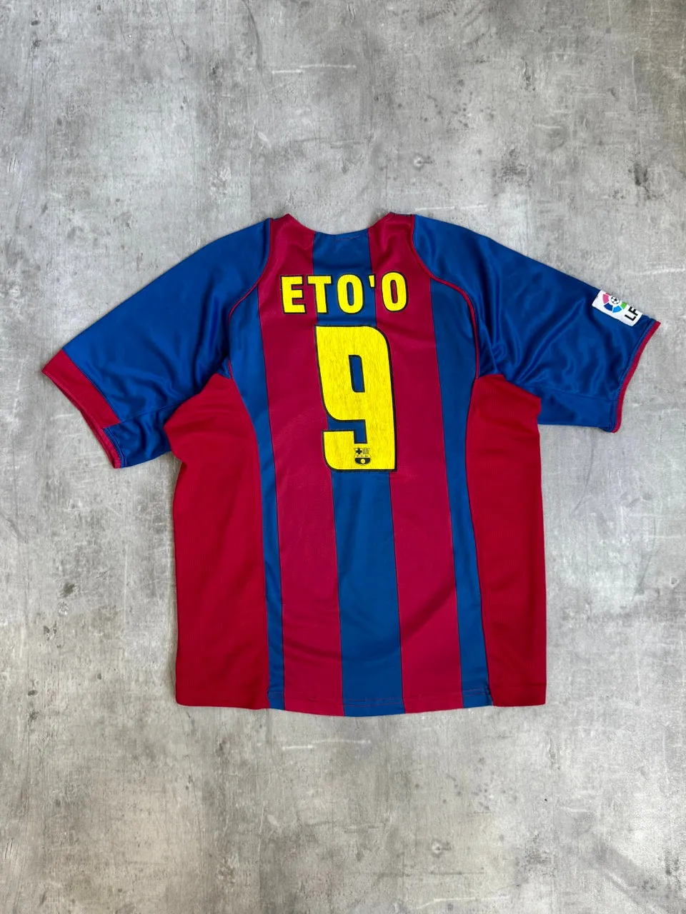 2002/2003 Barcelona x Nike Eto'o 9 Home Football Shirt