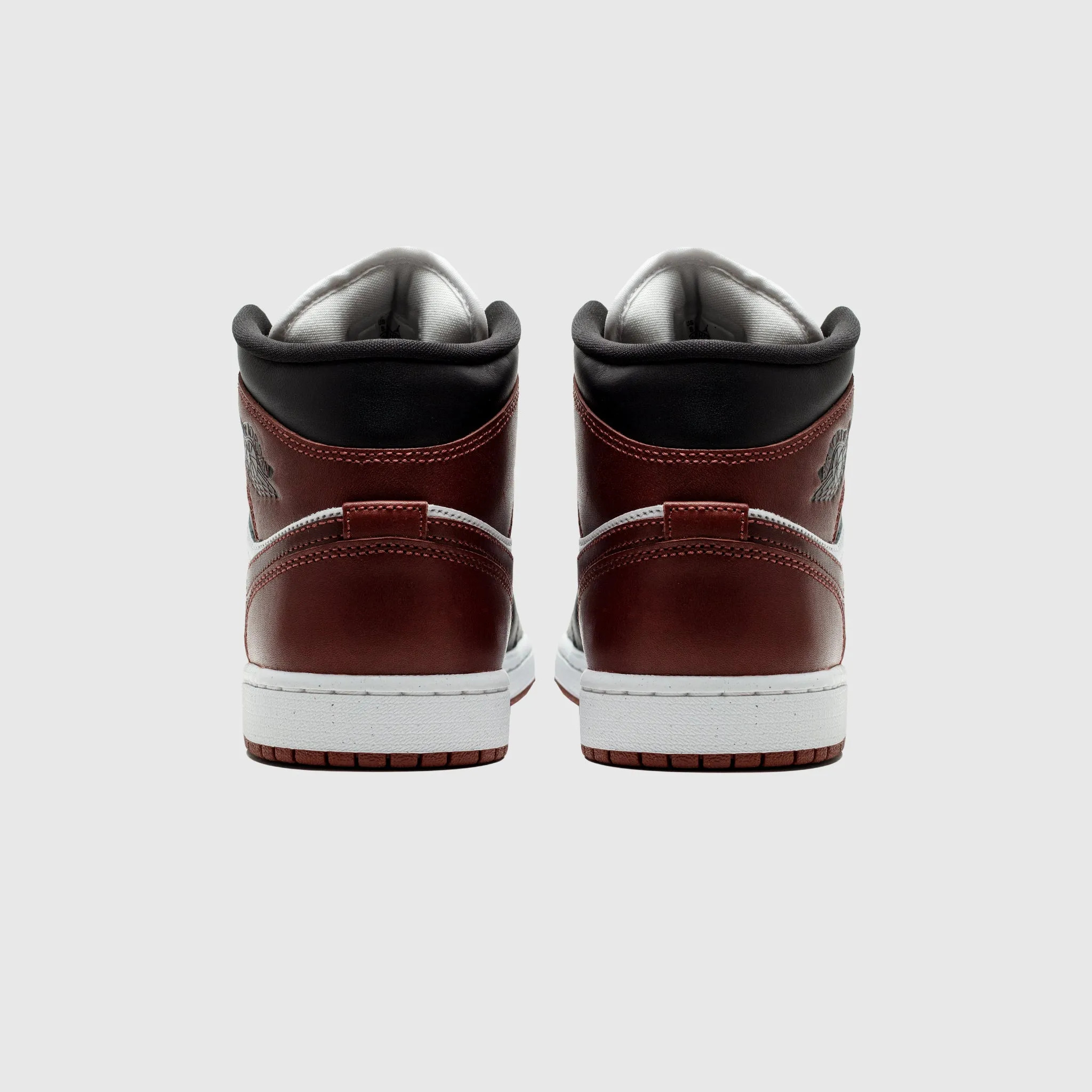 AIR JORDAN 1 MID SE DARK PONY