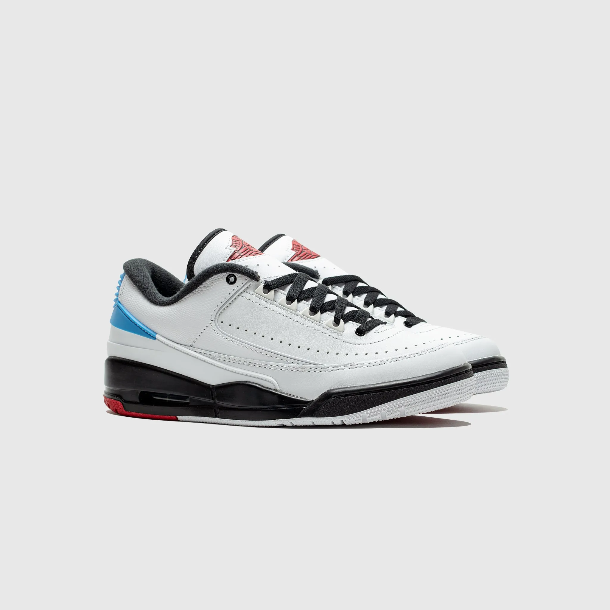 AIR JORDAN 2/3 UNC TO CHI