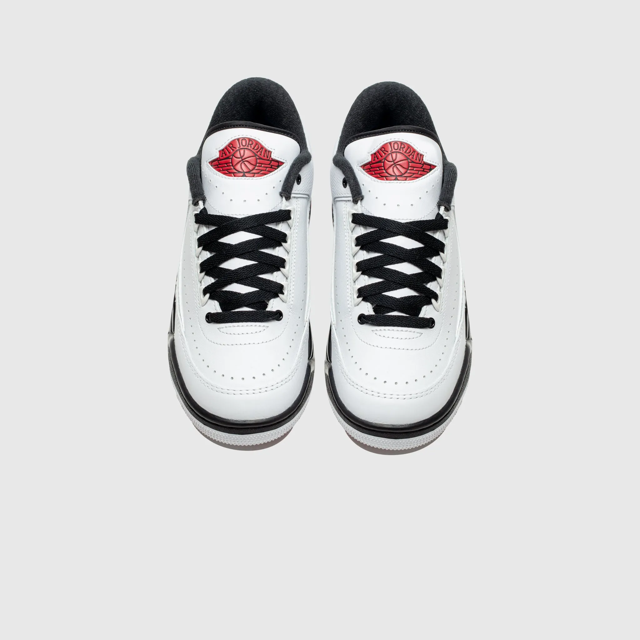 AIR JORDAN 2/3 UNC TO CHI
