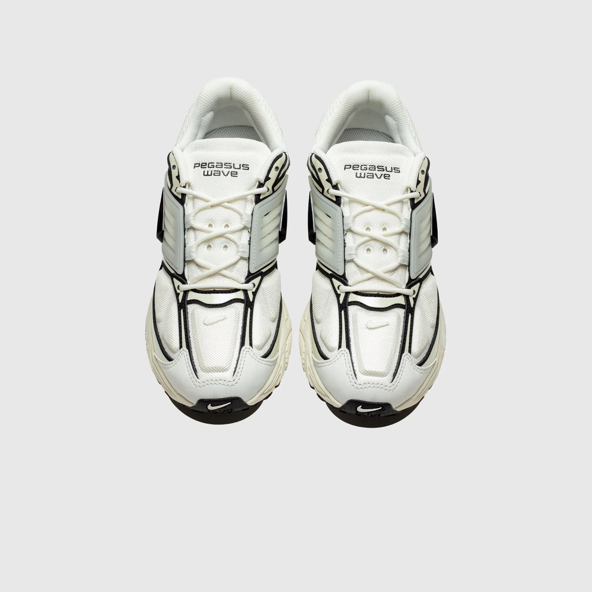 AIR PEGASUS WAVE COCONUT MILK