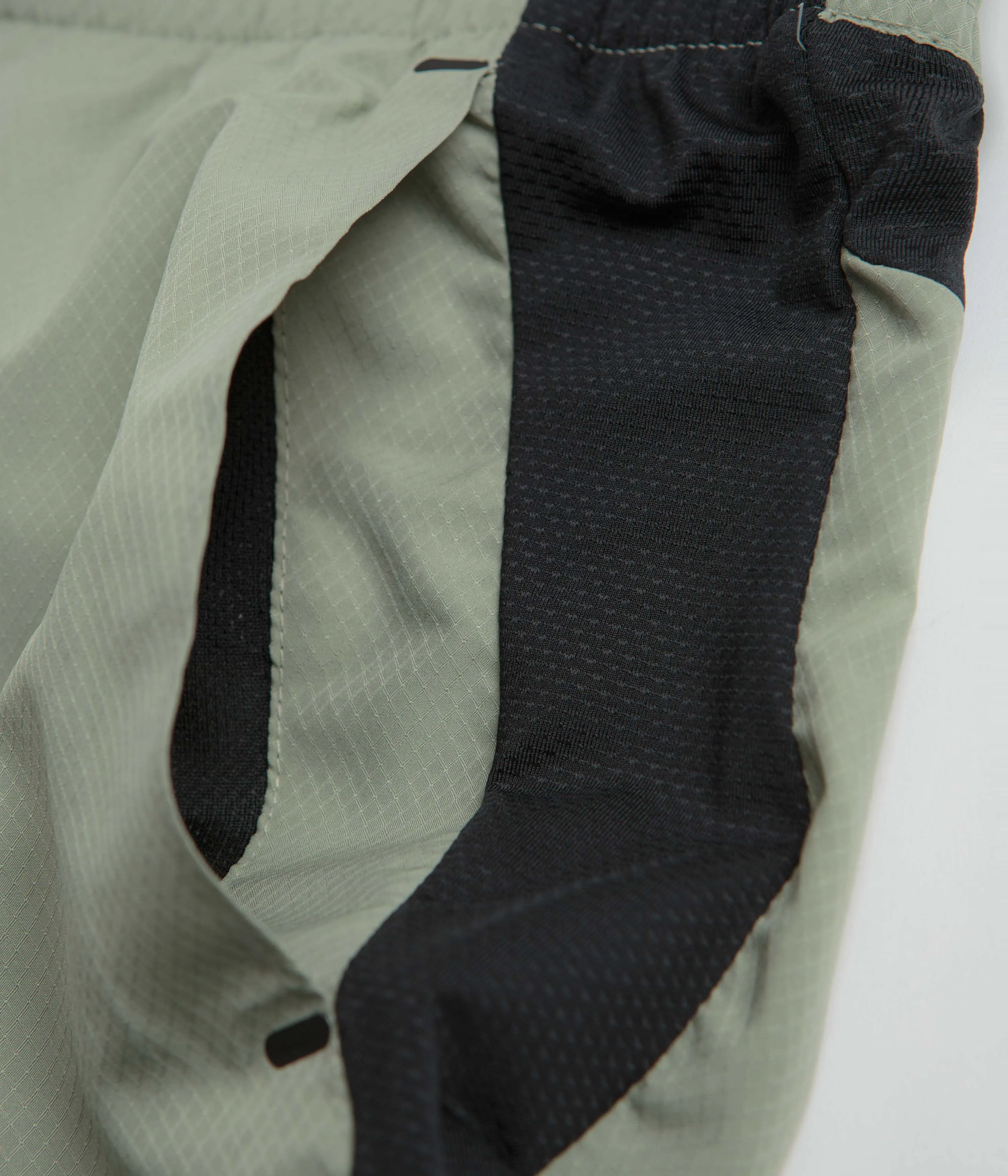 Columbia Three Pitch 5 Shorts - Safari / Black