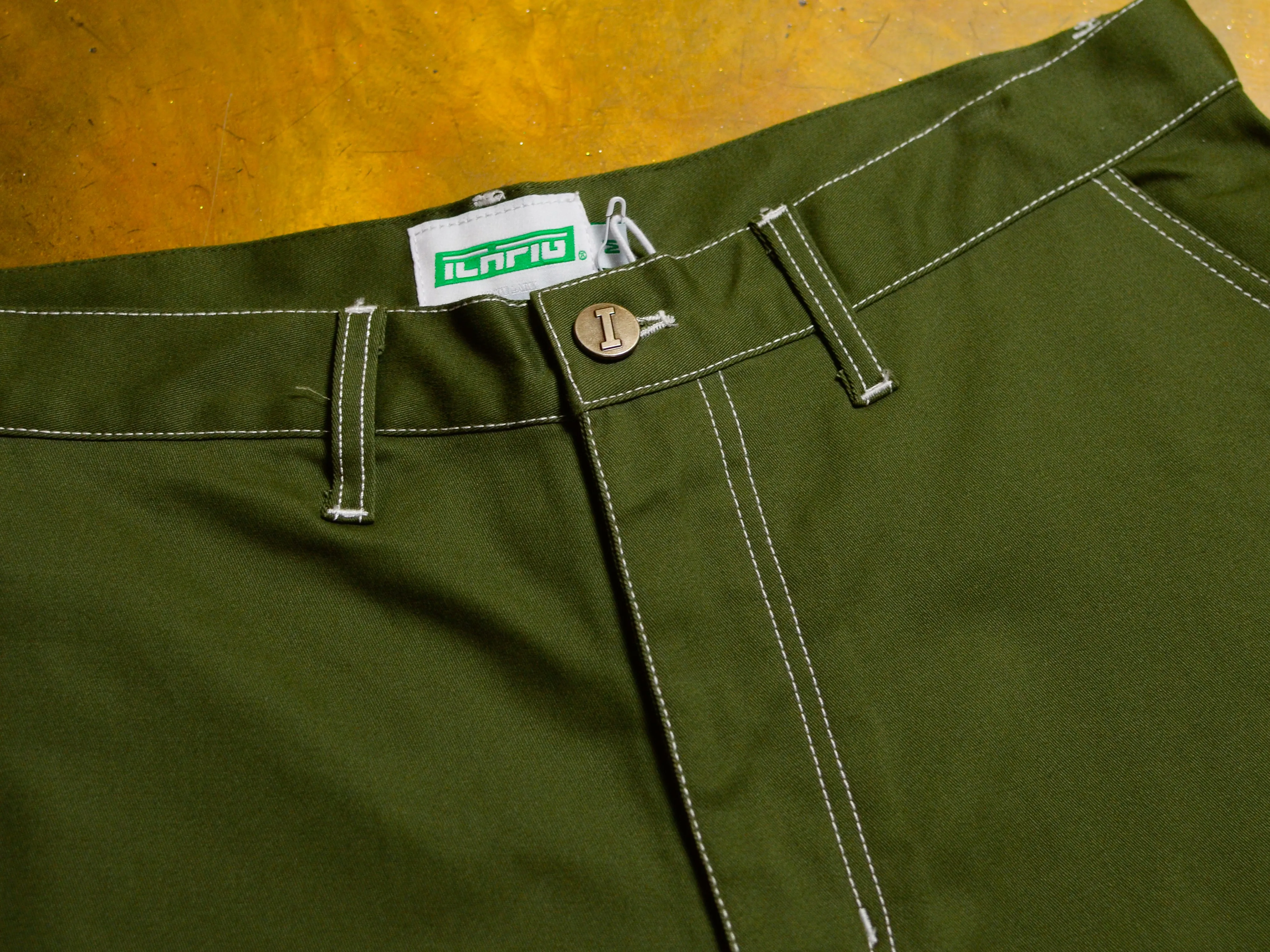 Emblem Workers Shorts - Octane
