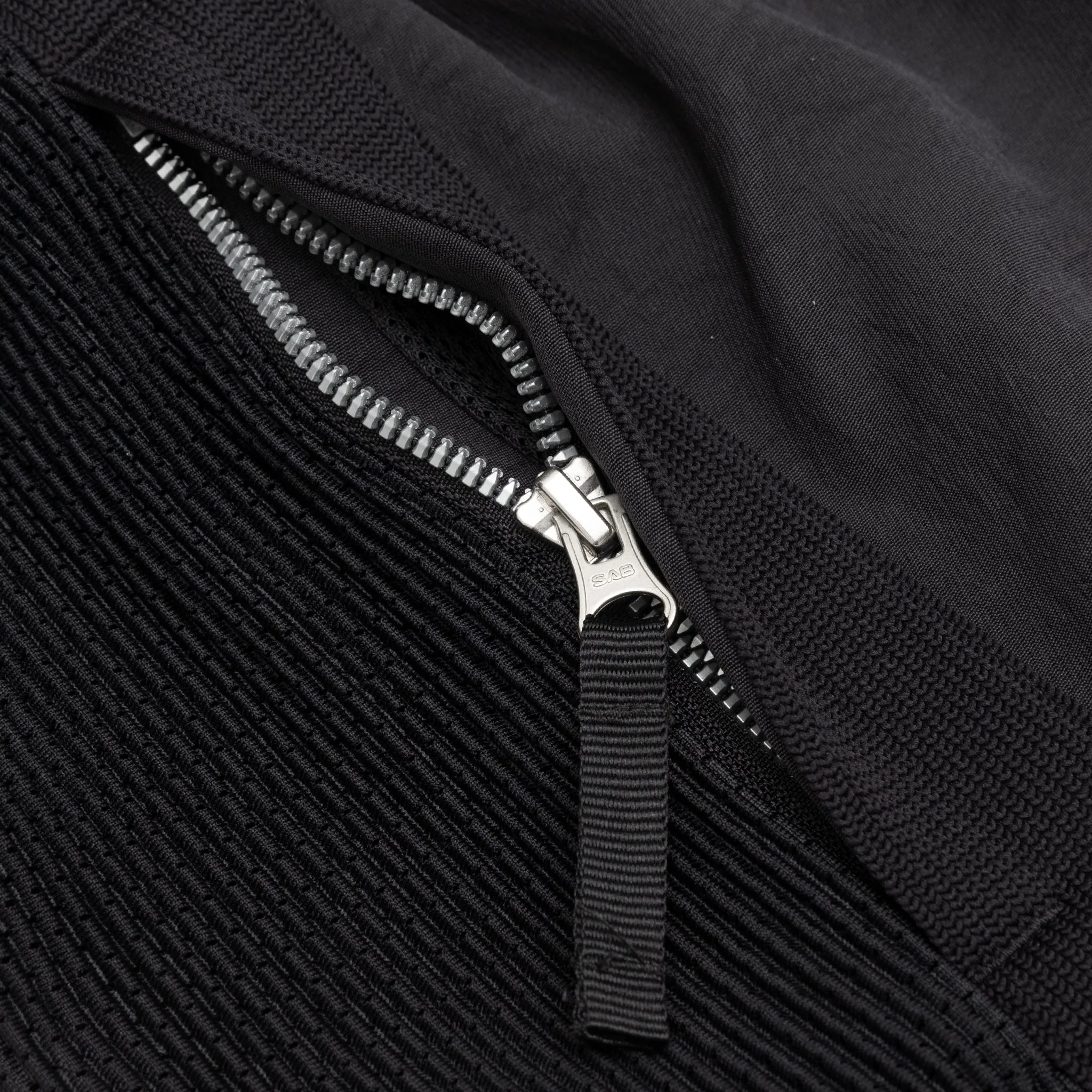 KOBE PLEATED PANT BLACK