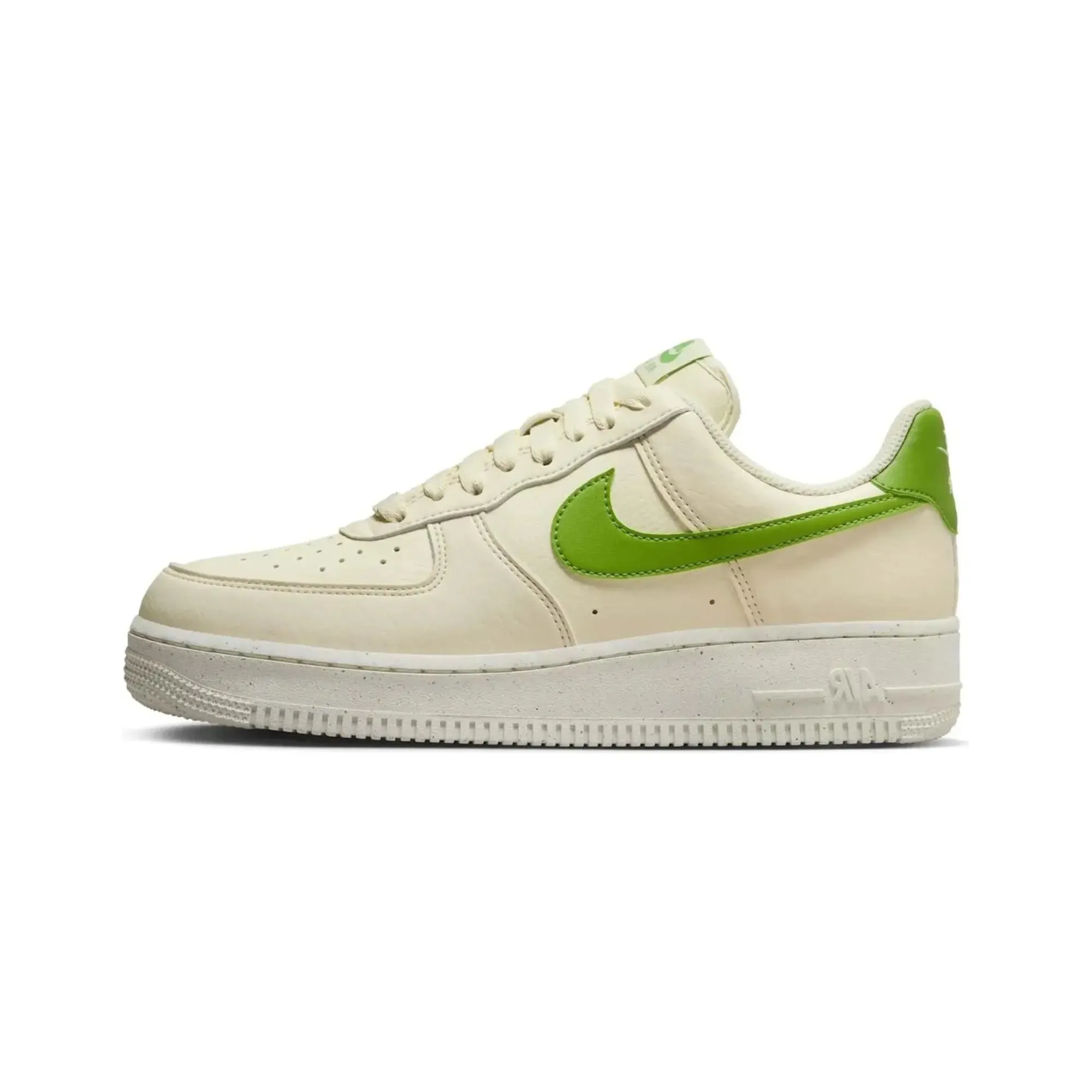 Nike Air Force 1 Low '07 SE Coconut Milk Chlorophyll
