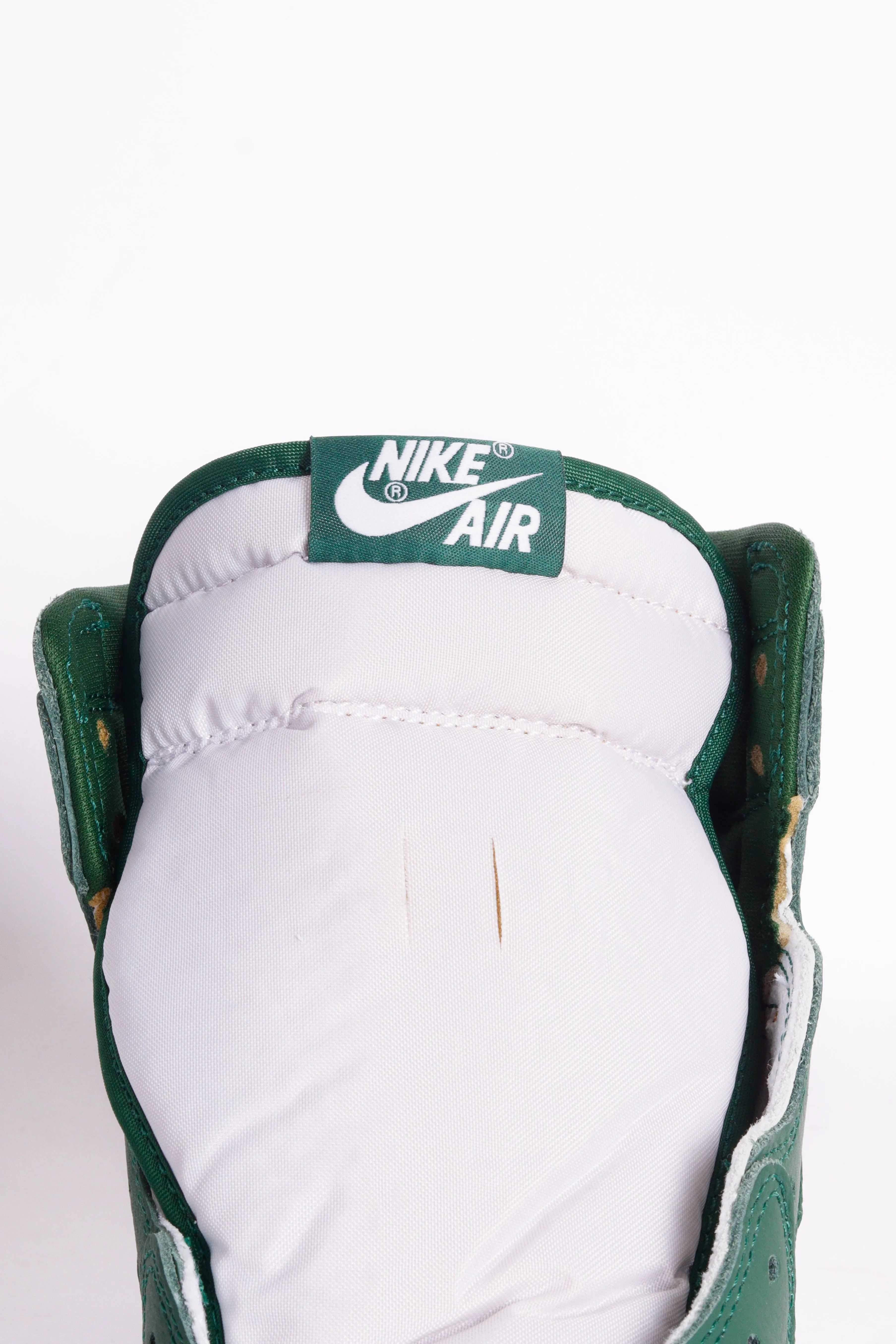 Nike Air Jordan 1 Retro High OG 'Gorge Green' (2022)