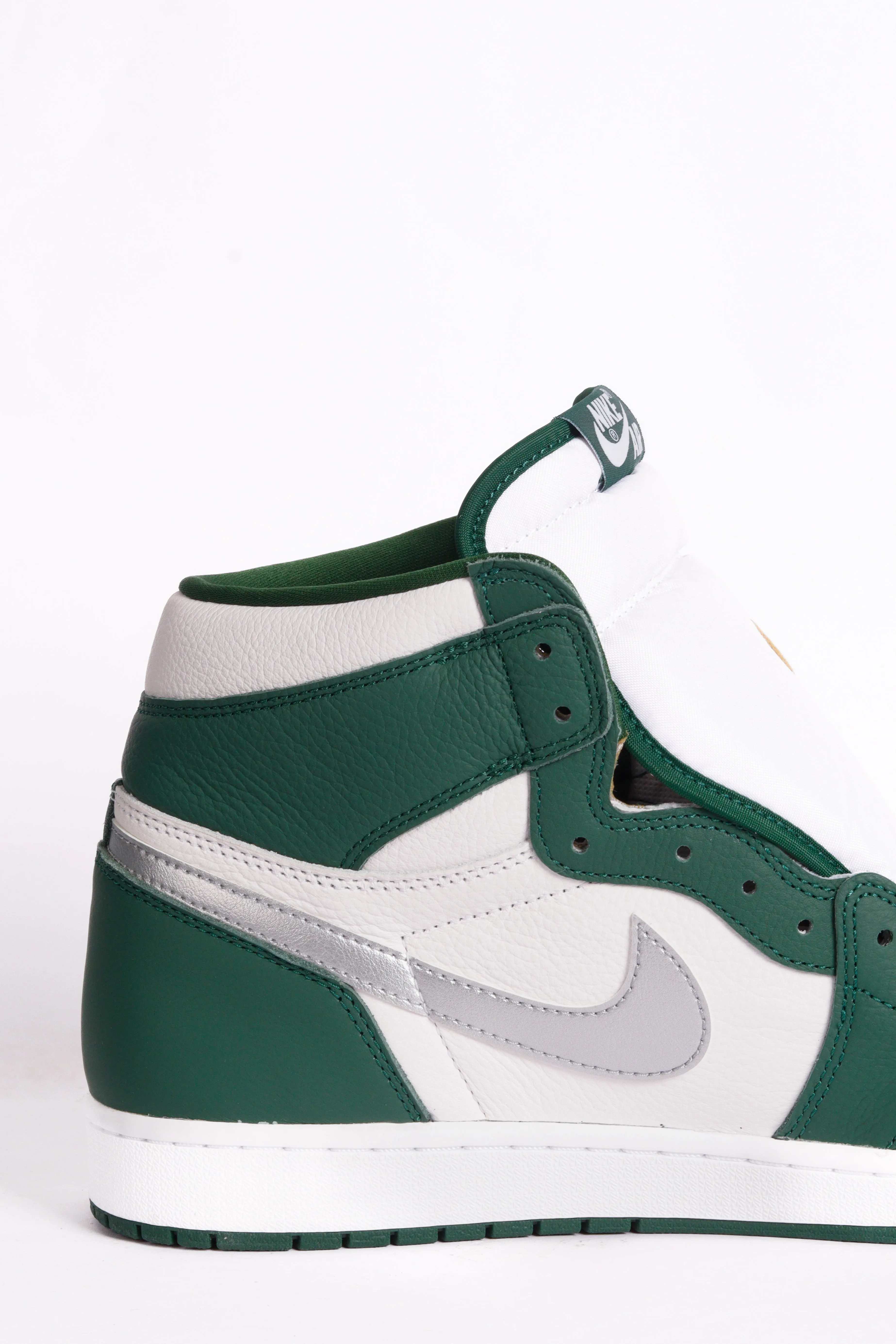 Nike Air Jordan 1 Retro High OG 'Gorge Green' (2022)