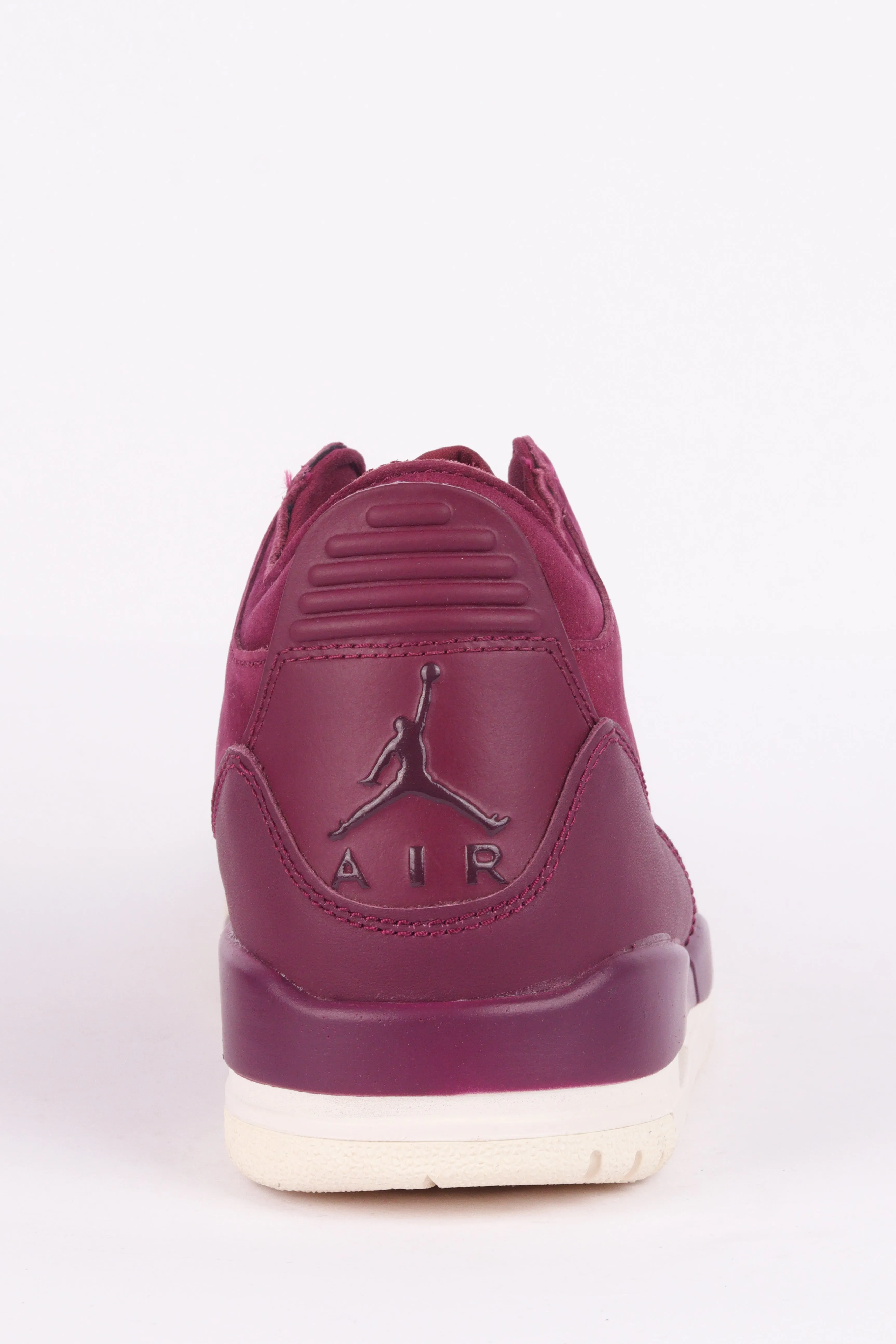 Nike Air Jordan 3 Retro 'Bordeaux' Women's (2018)