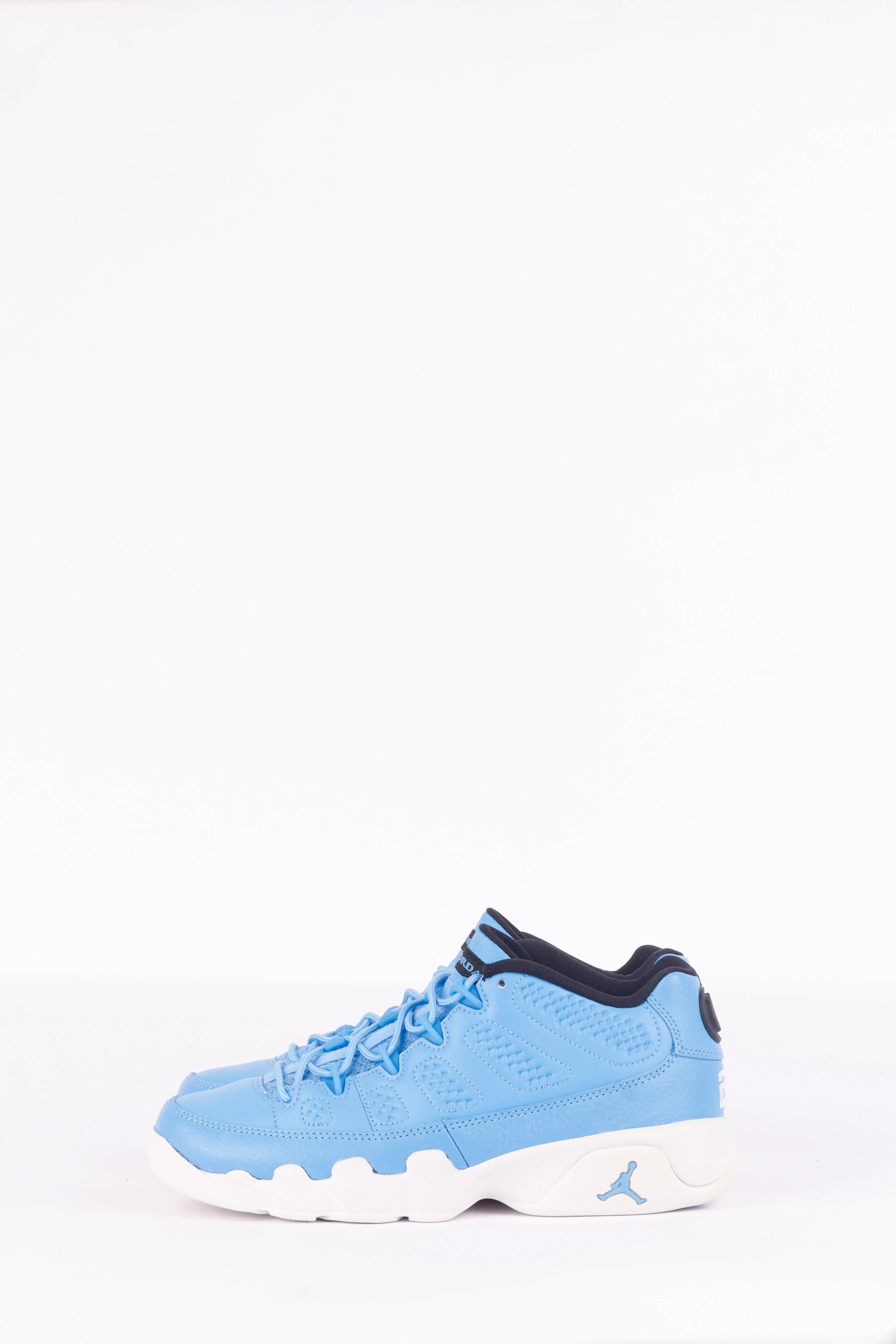 Nike Air Jordan 9 Retro Low 'Pantone' GS (2016)