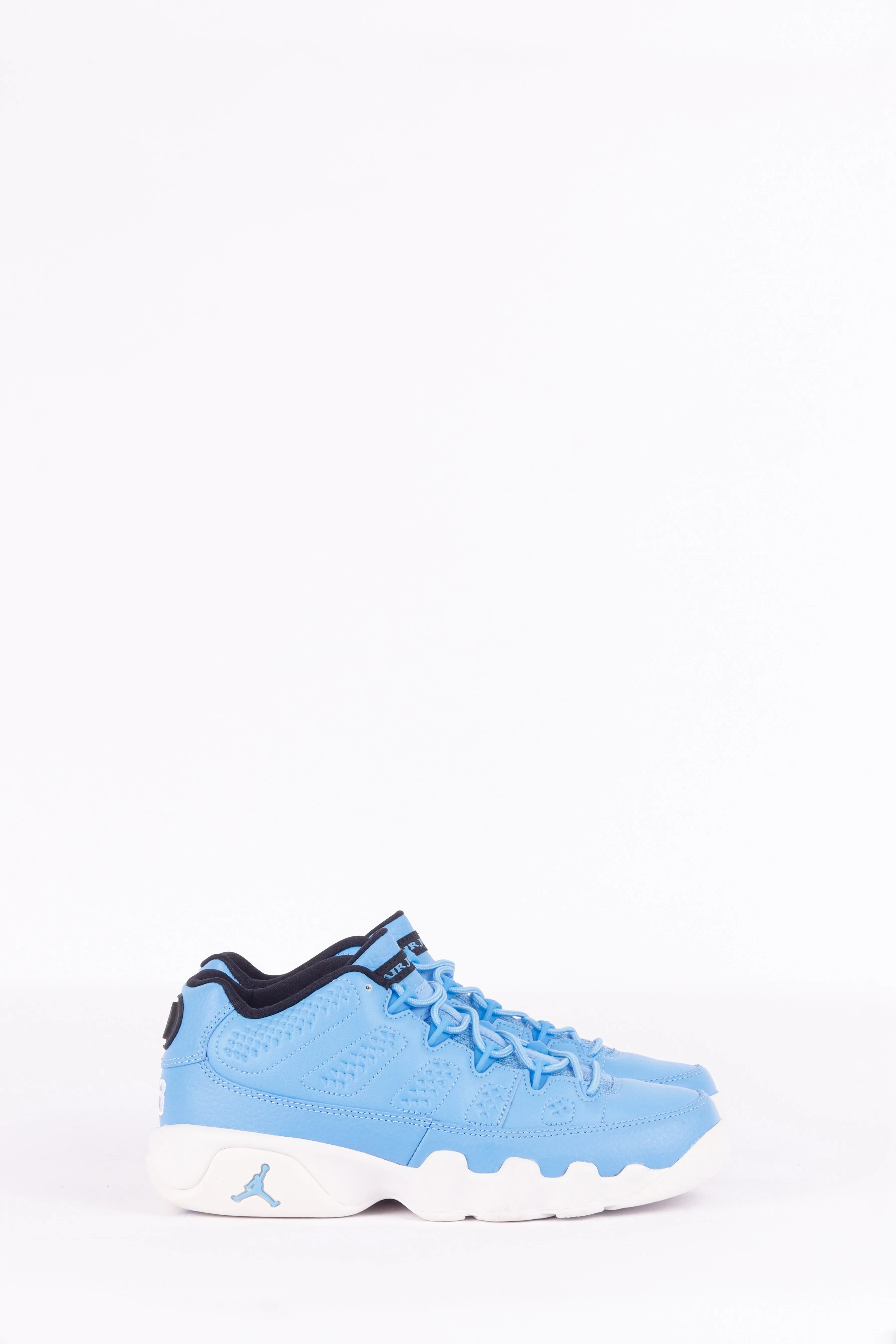 Nike Air Jordan 9 Retro Low 'Pantone' GS (2016)