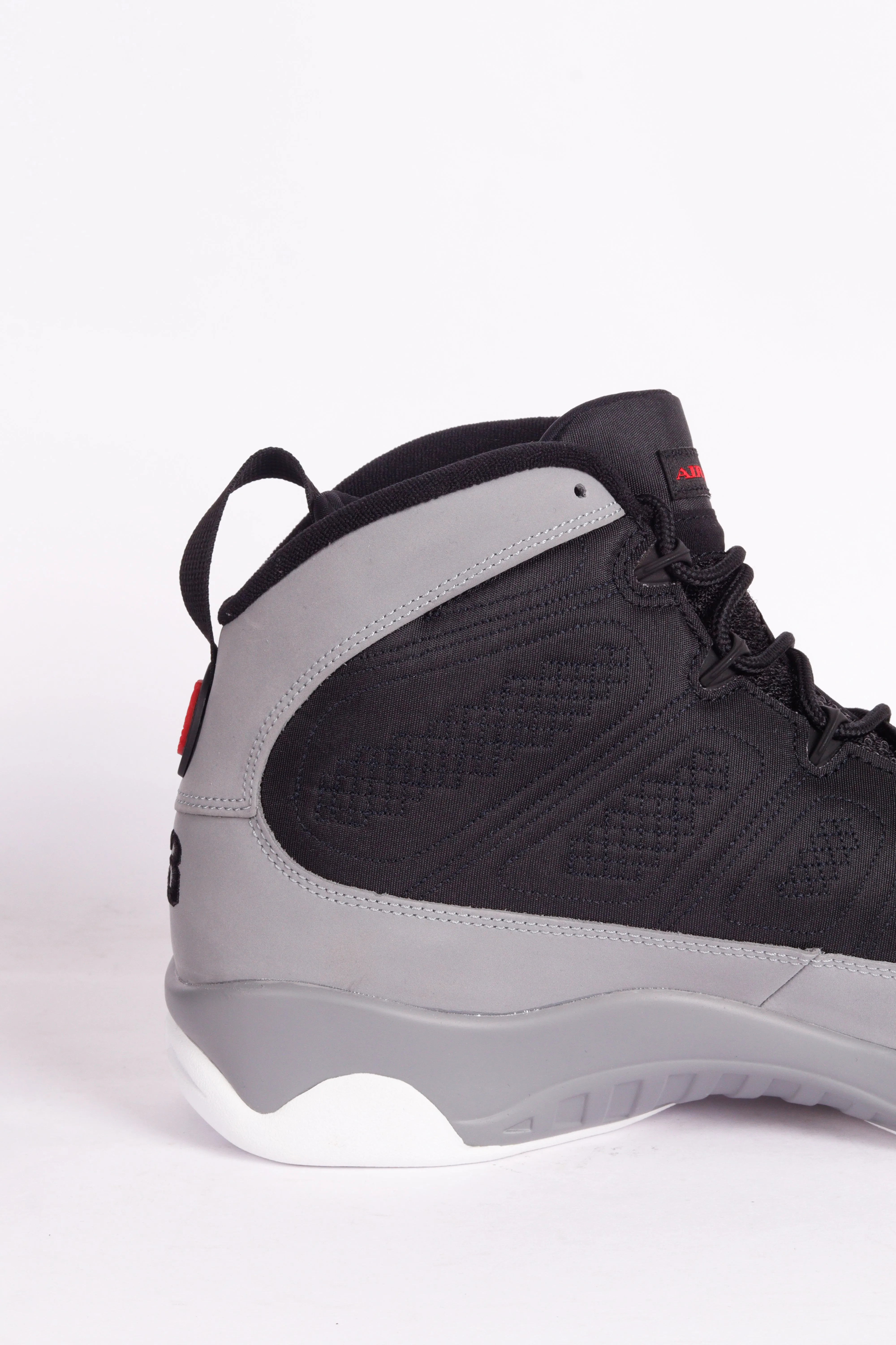 Nike Air Jordan 9 Retro 'Particle Grey' (2022)