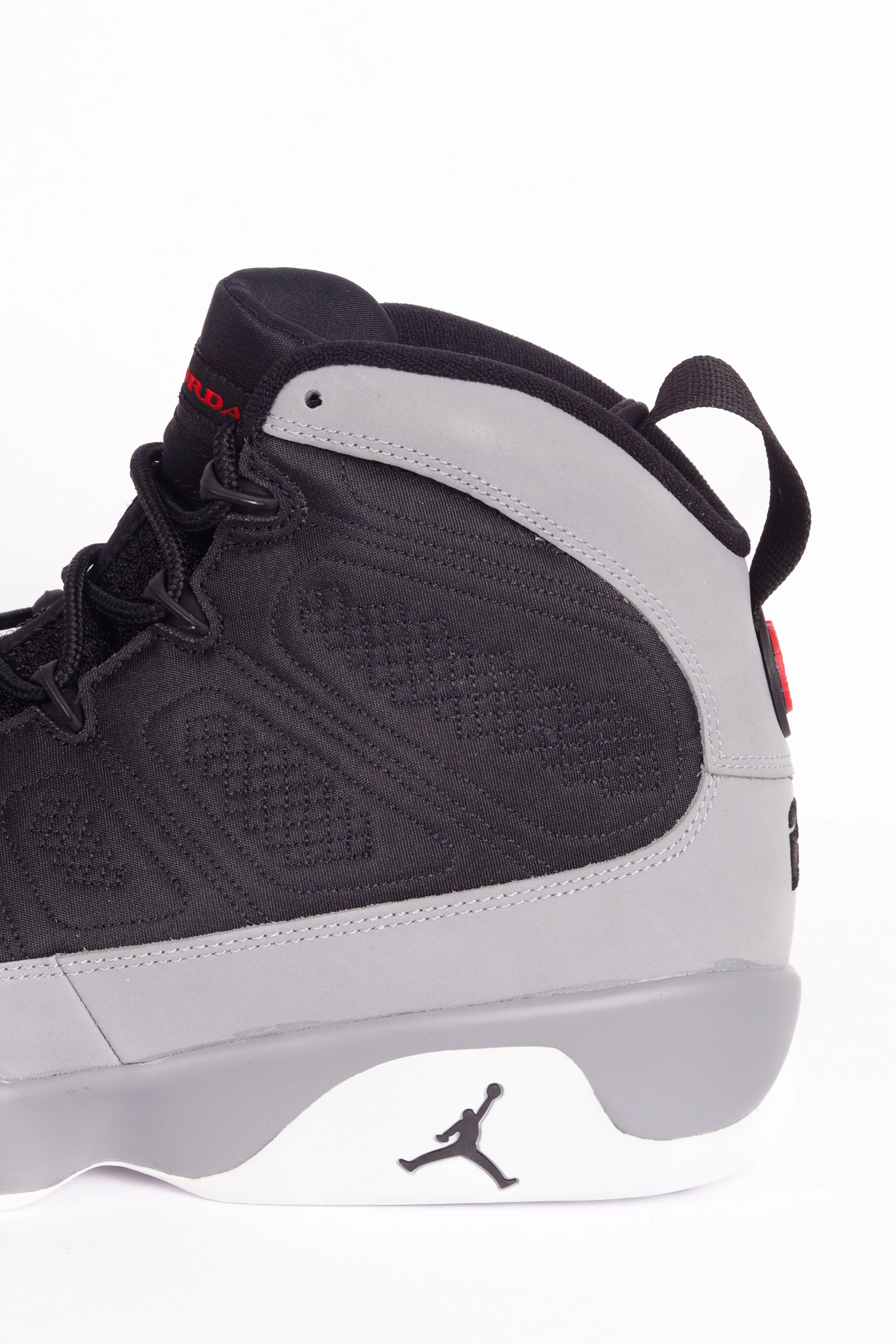 Nike Air Jordan 9 Retro 'Particle Grey' (2022)