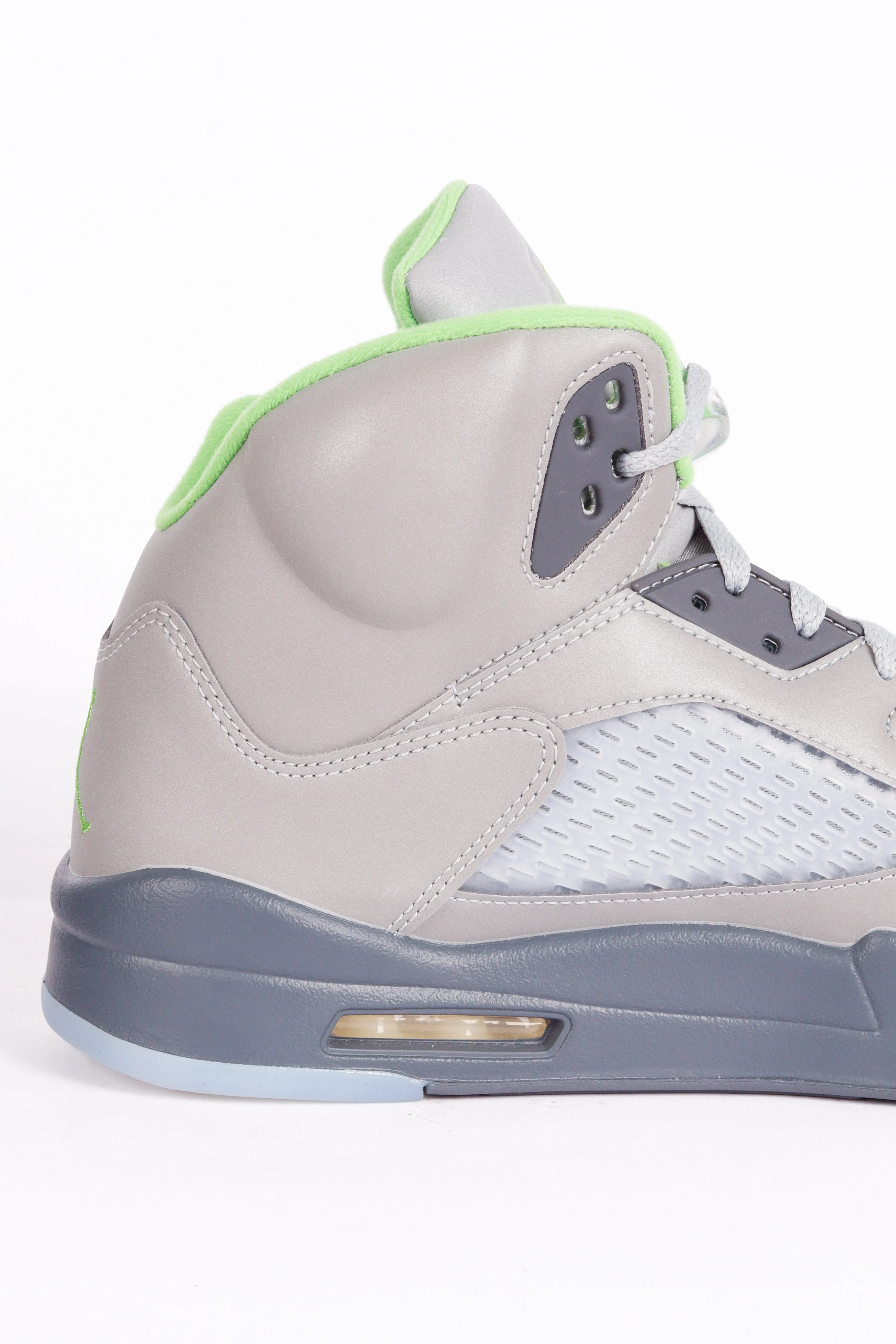 Nike Air Jordan Retro 5 'Green Bean' (2022)