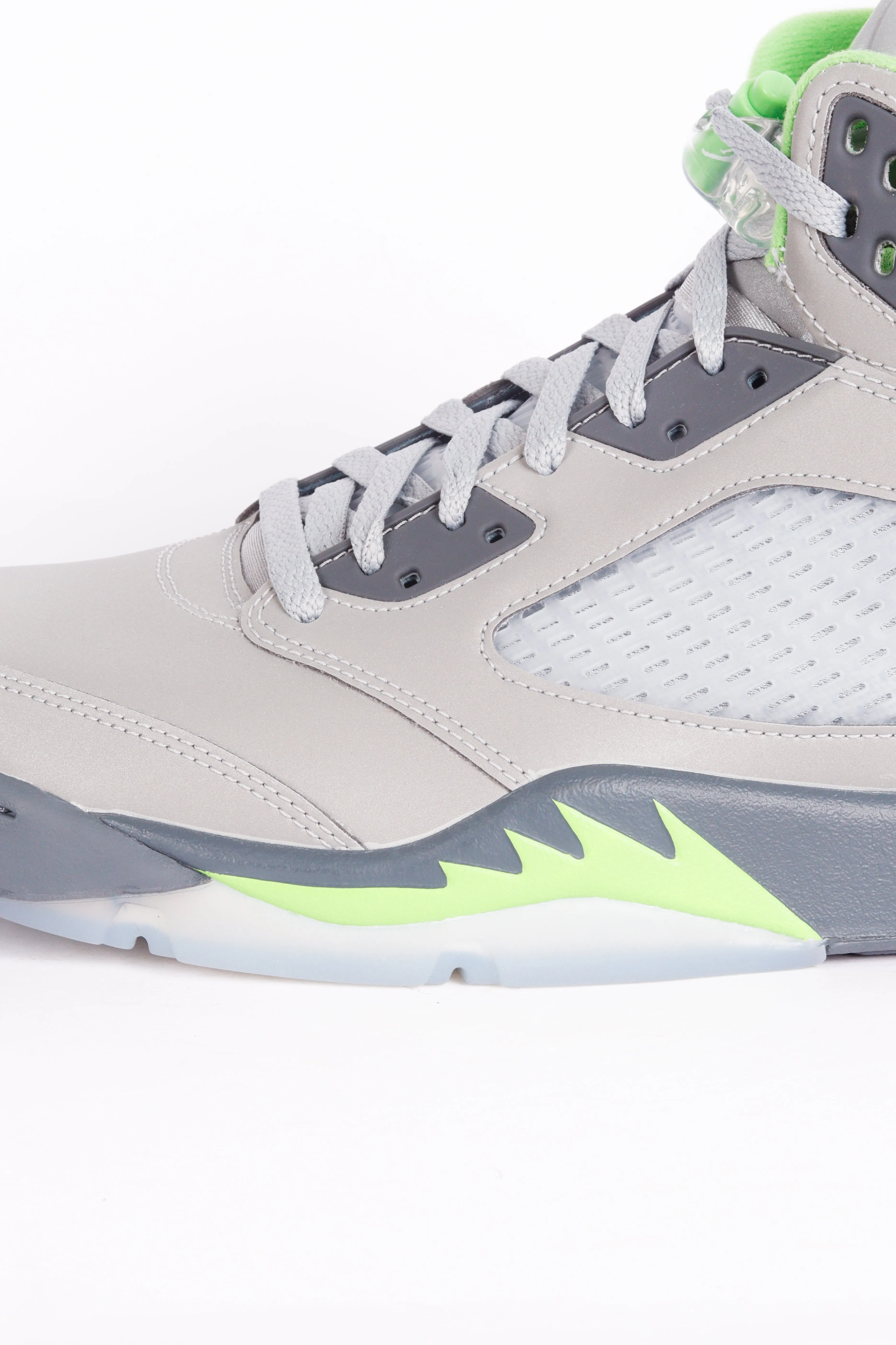 Nike Air Jordan Retro 5 'Green Bean' (2022)