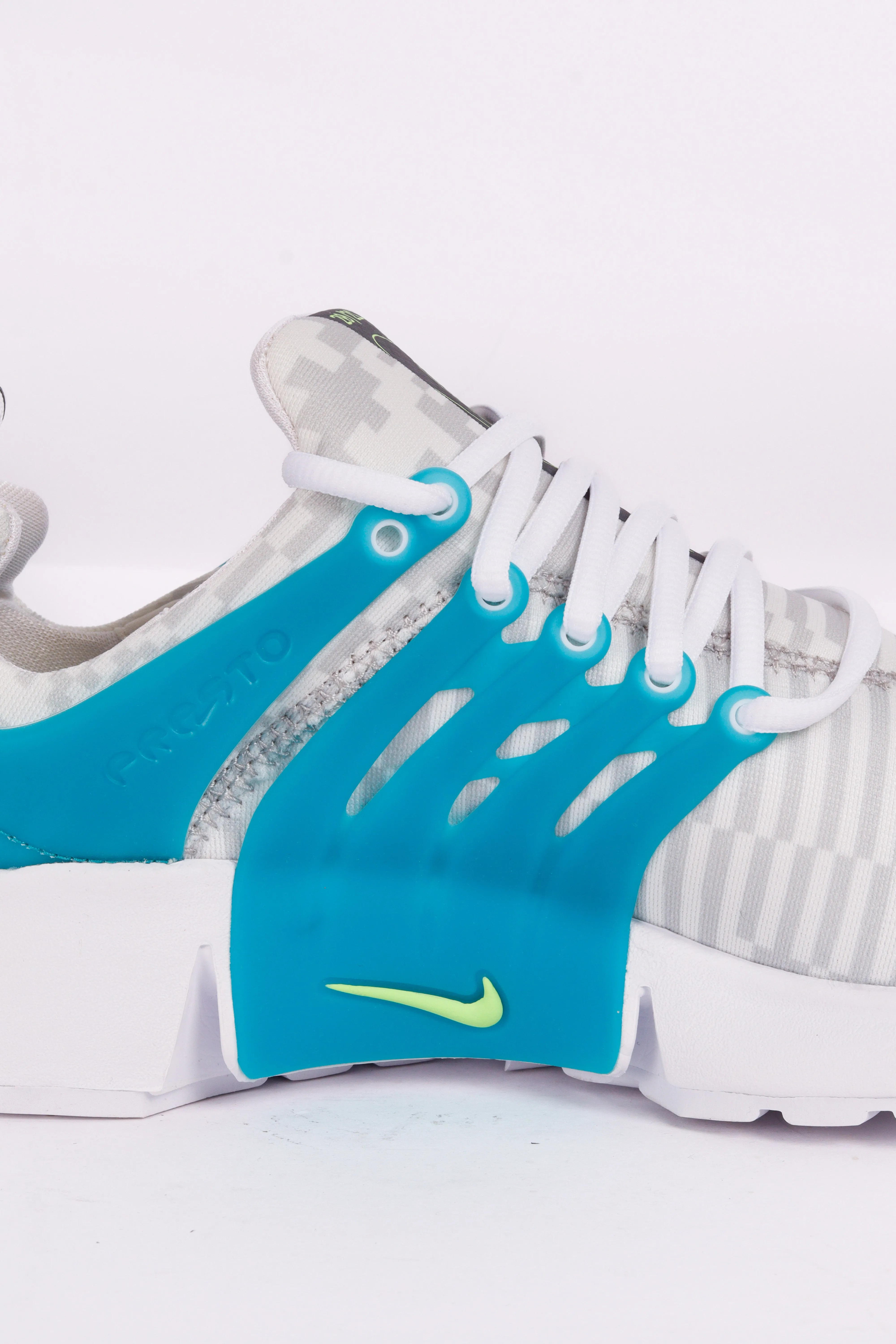 Nike Air Presto 'Lightning Bolt Pack' White (2021)