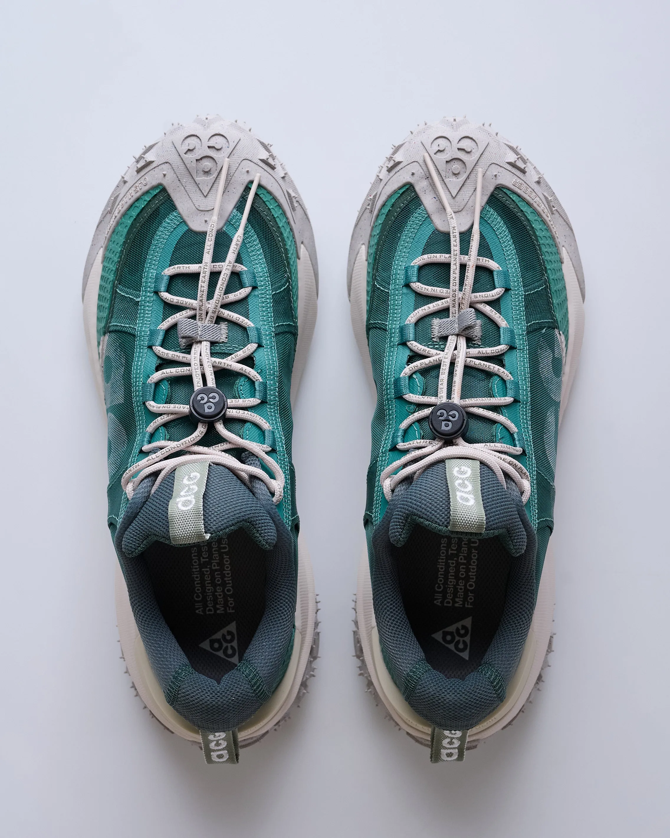 Nike Men's ACG Mountain Fly 2 Low Bicoastal/Lt Orewood Brn-Vintage Green