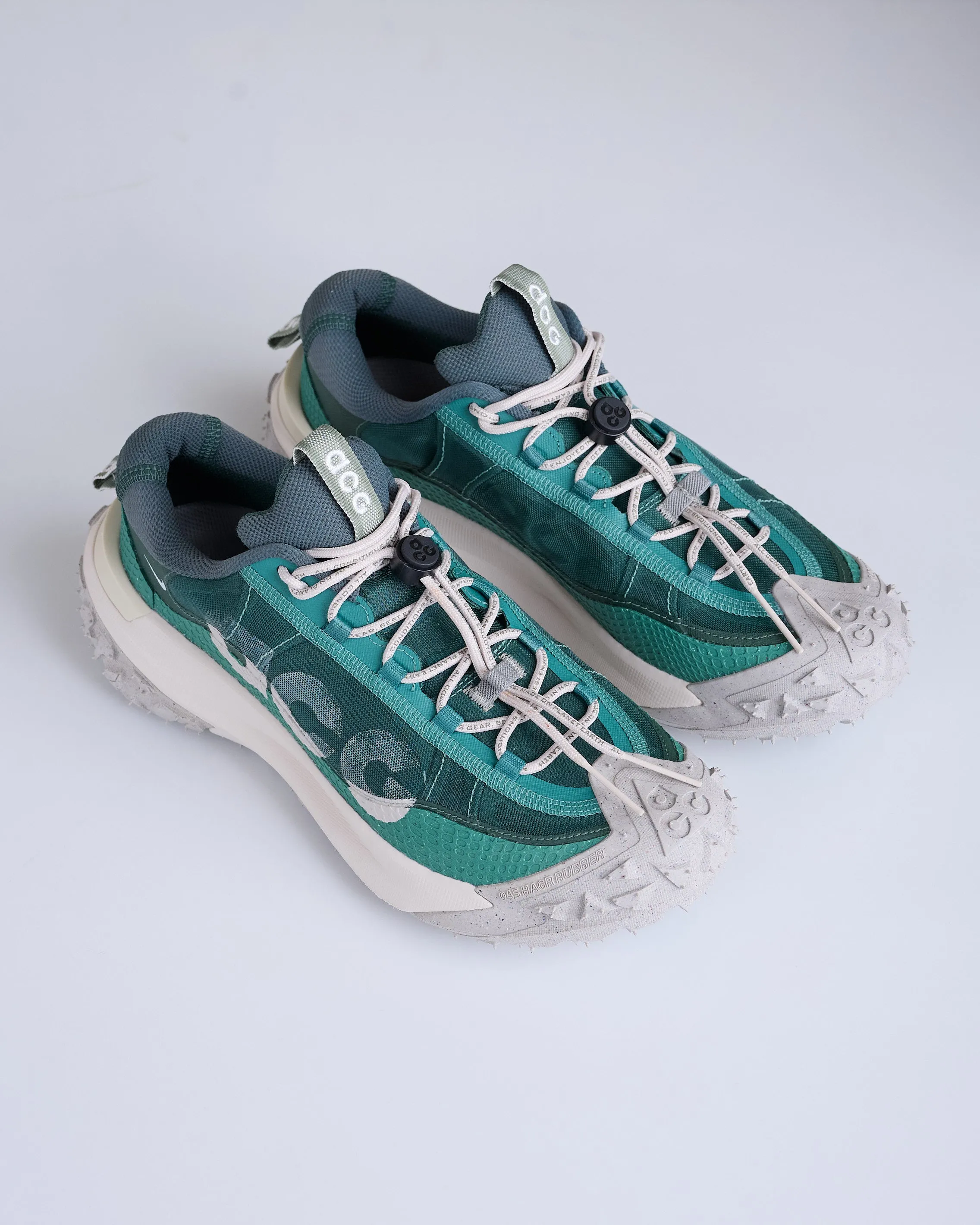 Nike Men's ACG Mountain Fly 2 Low Bicoastal/Lt Orewood Brn-Vintage Green