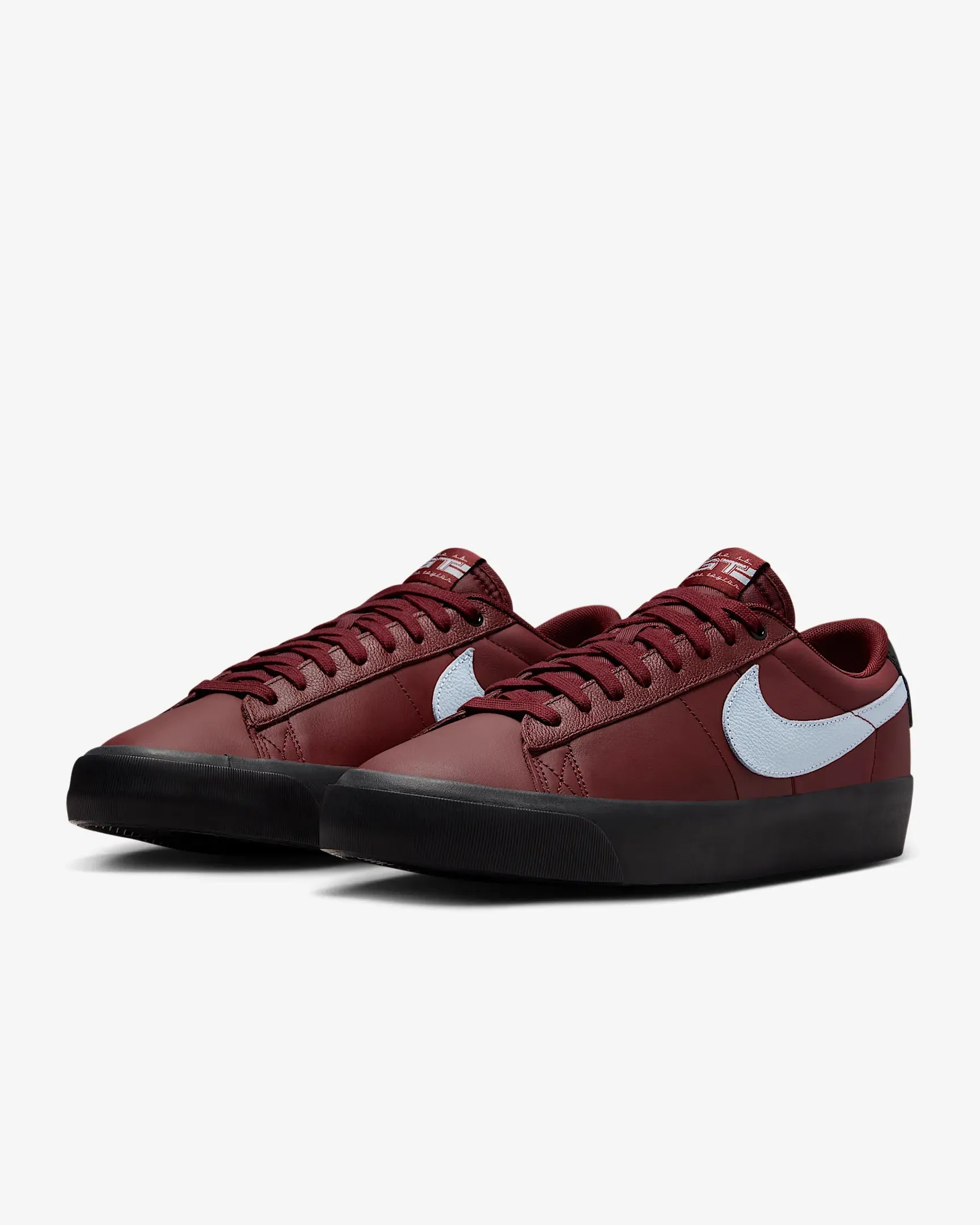 Nike SB Blazer Low Pro GT ISO // Dark Red/Black/Light Armory Blue