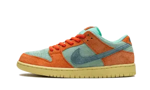 NIKE SB DUNK LOW ORANGE EMERALD RISE