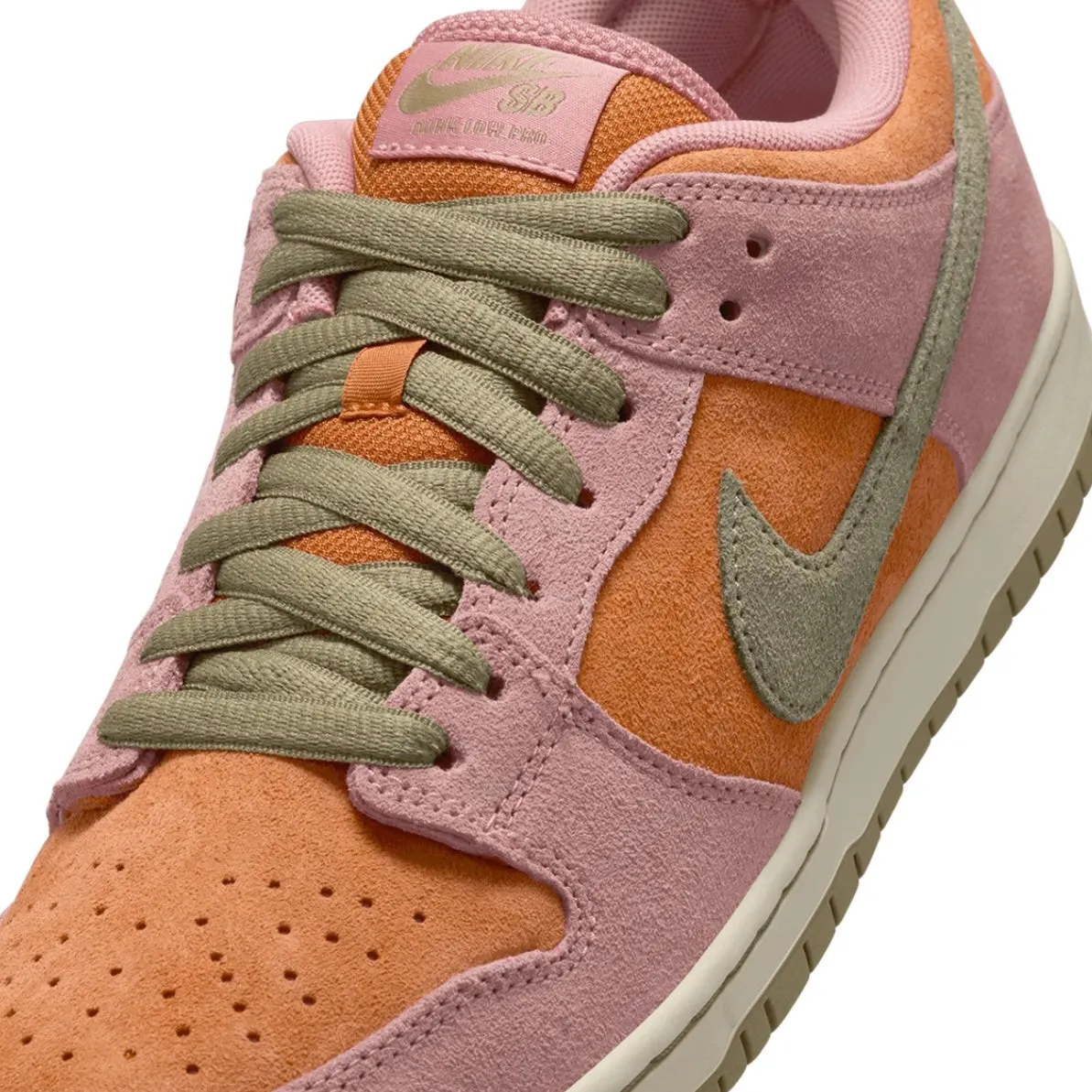 Nike SB Dunk Low Pro // Red Stardust / Neutral Olive