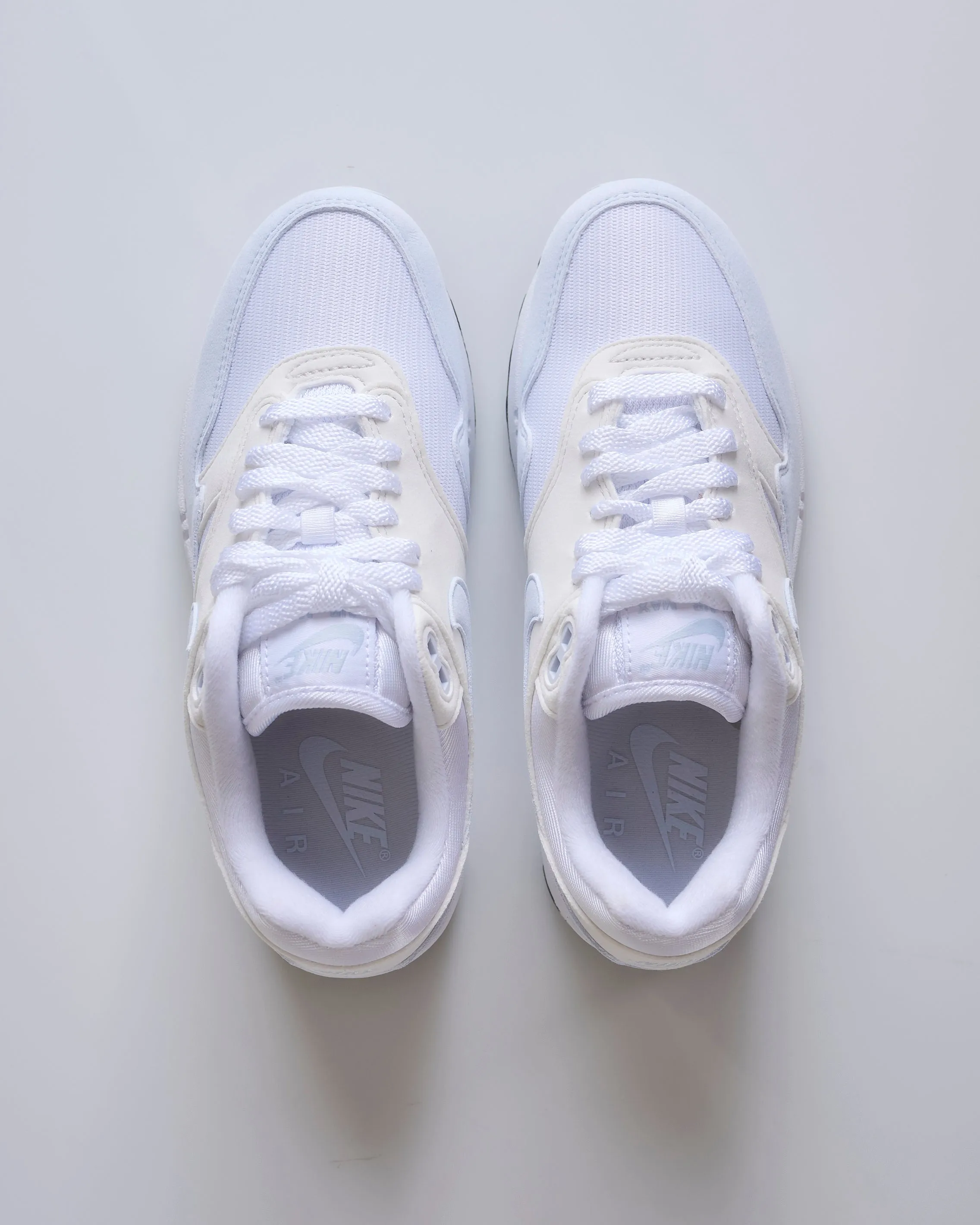 Nike Women's Air Max 1 White Football Grey-Platinum Tint-Black