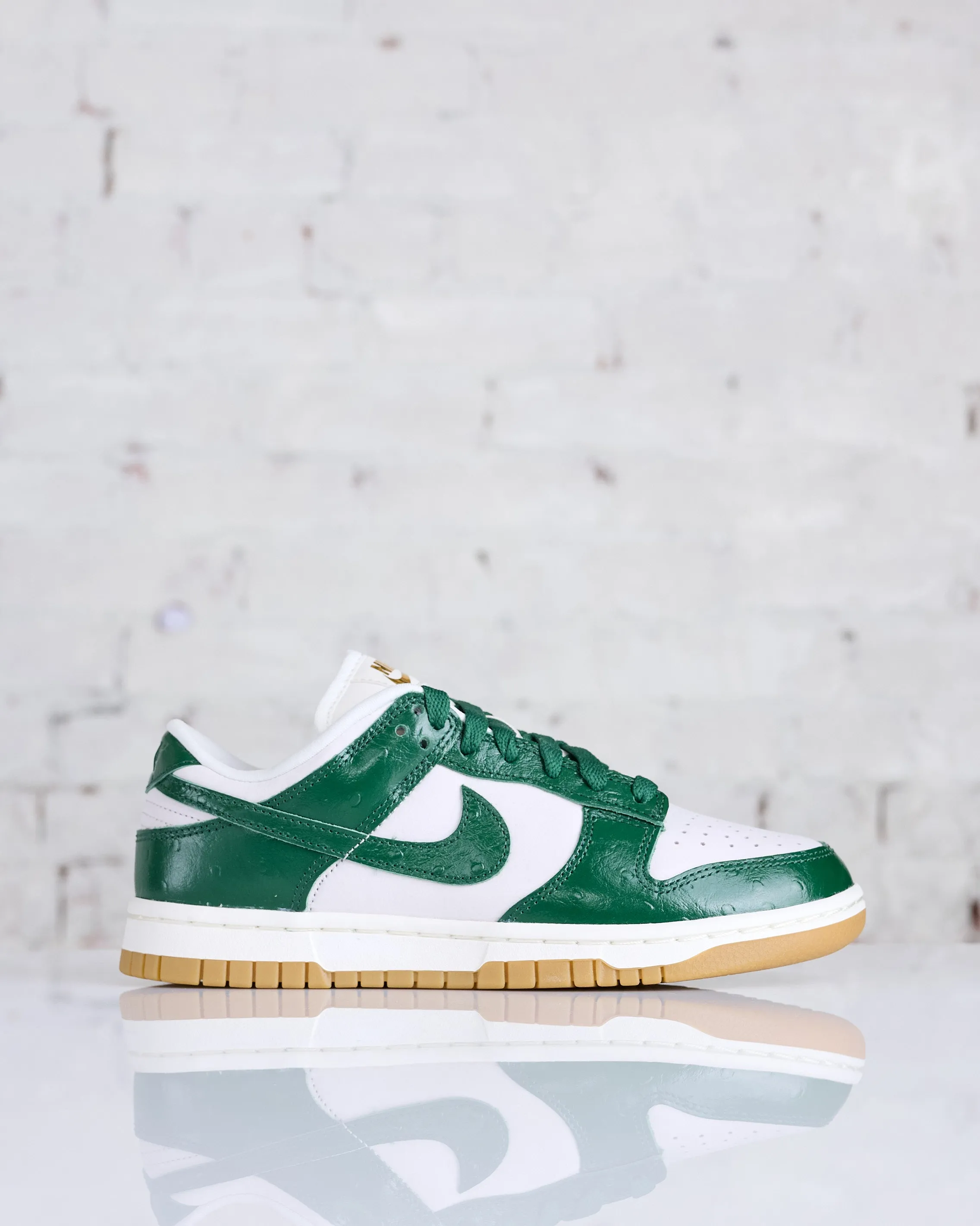 Nike Women's Dunk Low LX Phantom/Gorge Green-Sail-Metallic Gold
