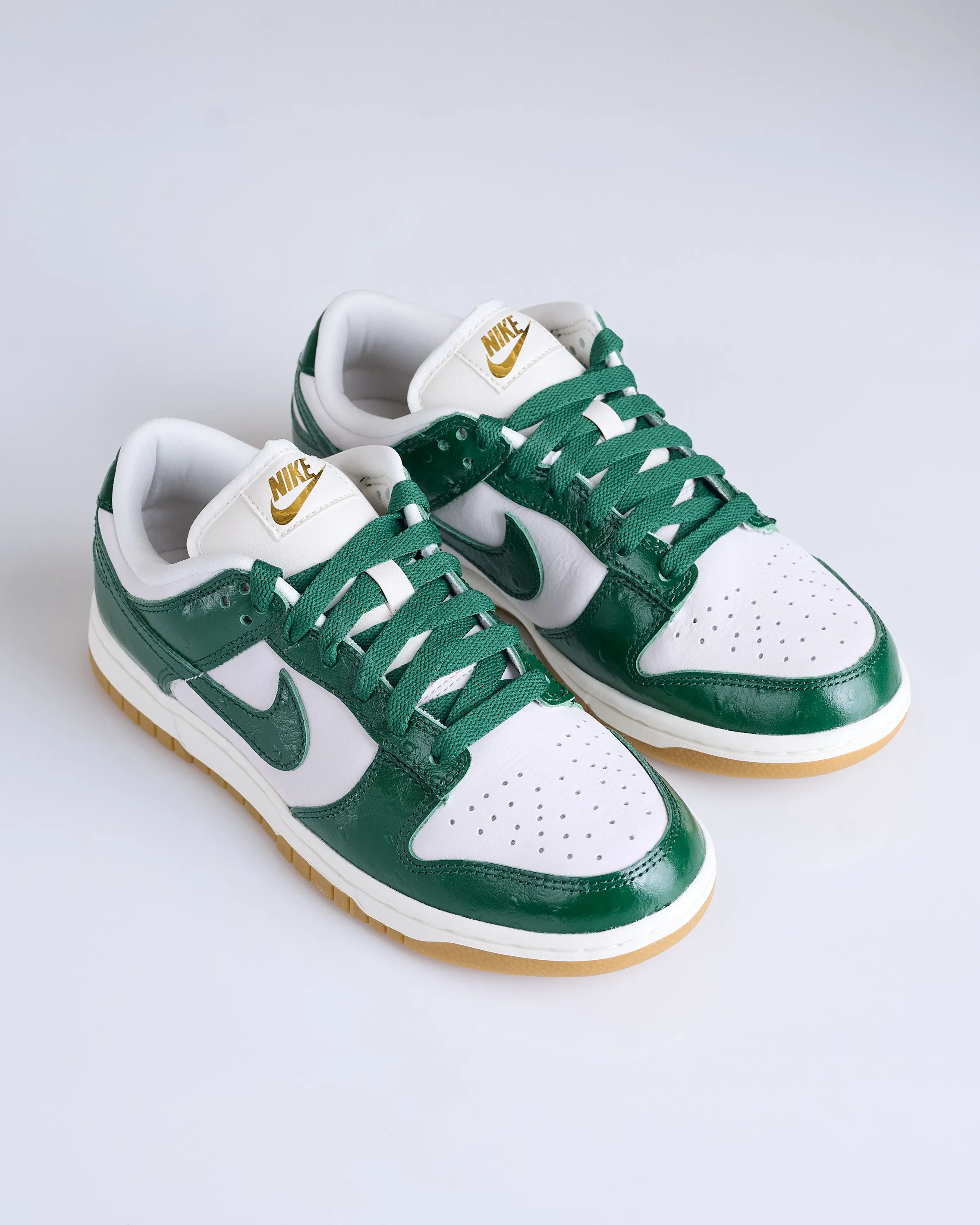 Nike Women's Dunk Low LX Phantom/Gorge Green-Sail-Metallic Gold