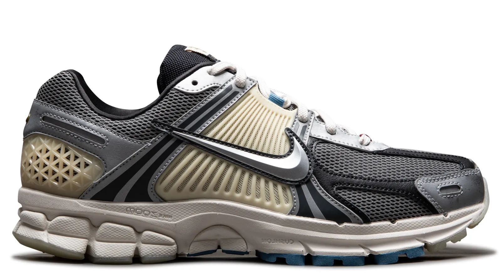 Nike Zoom Vomero 5 Cheung Ka Long Don't Lose Your Way