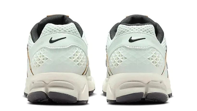 Nike Zoom Vomero 5 Light Silver Chrome (Women's)