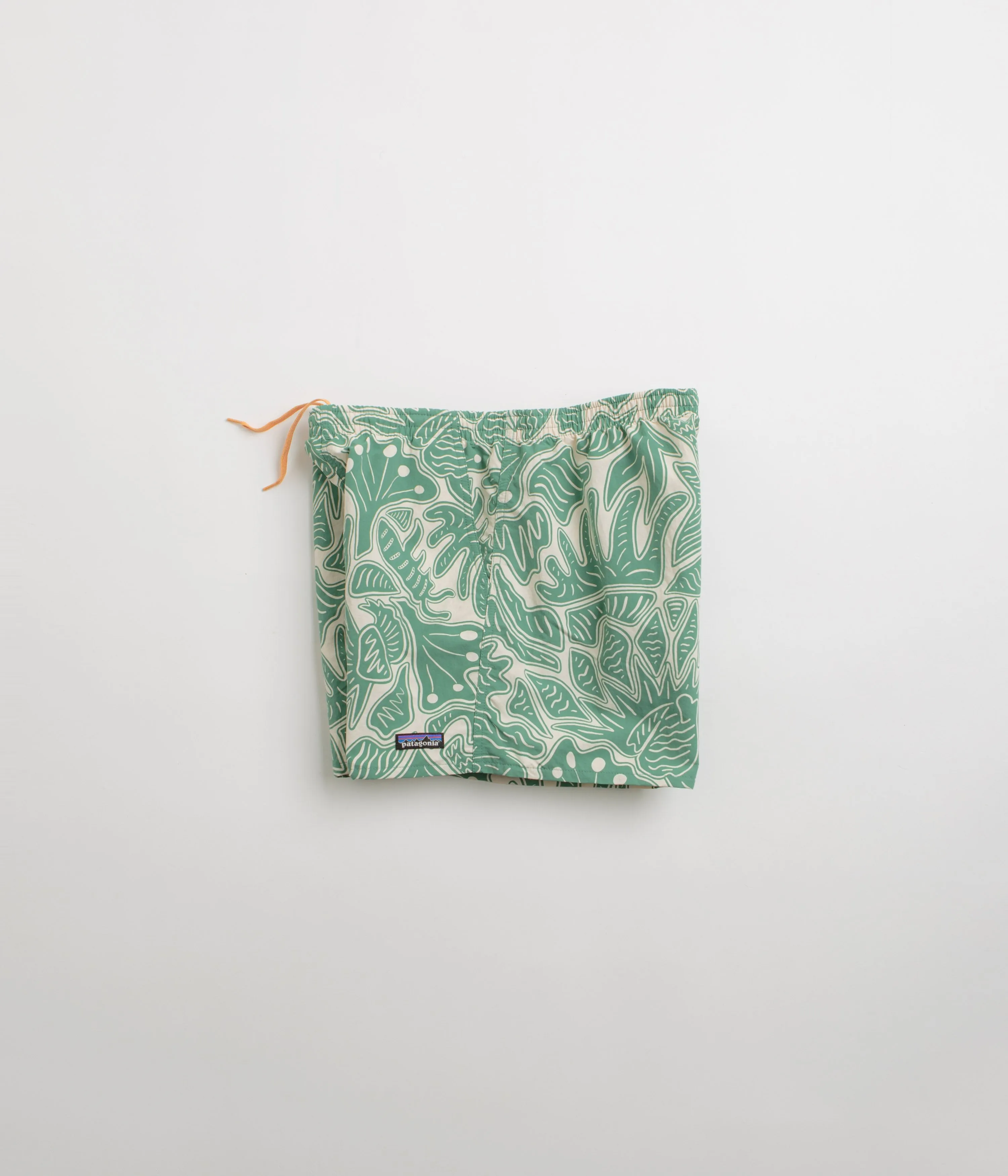 Patagonia Womens Baggies 5 Shorts - Bees and Flowers: Heartleaf Green