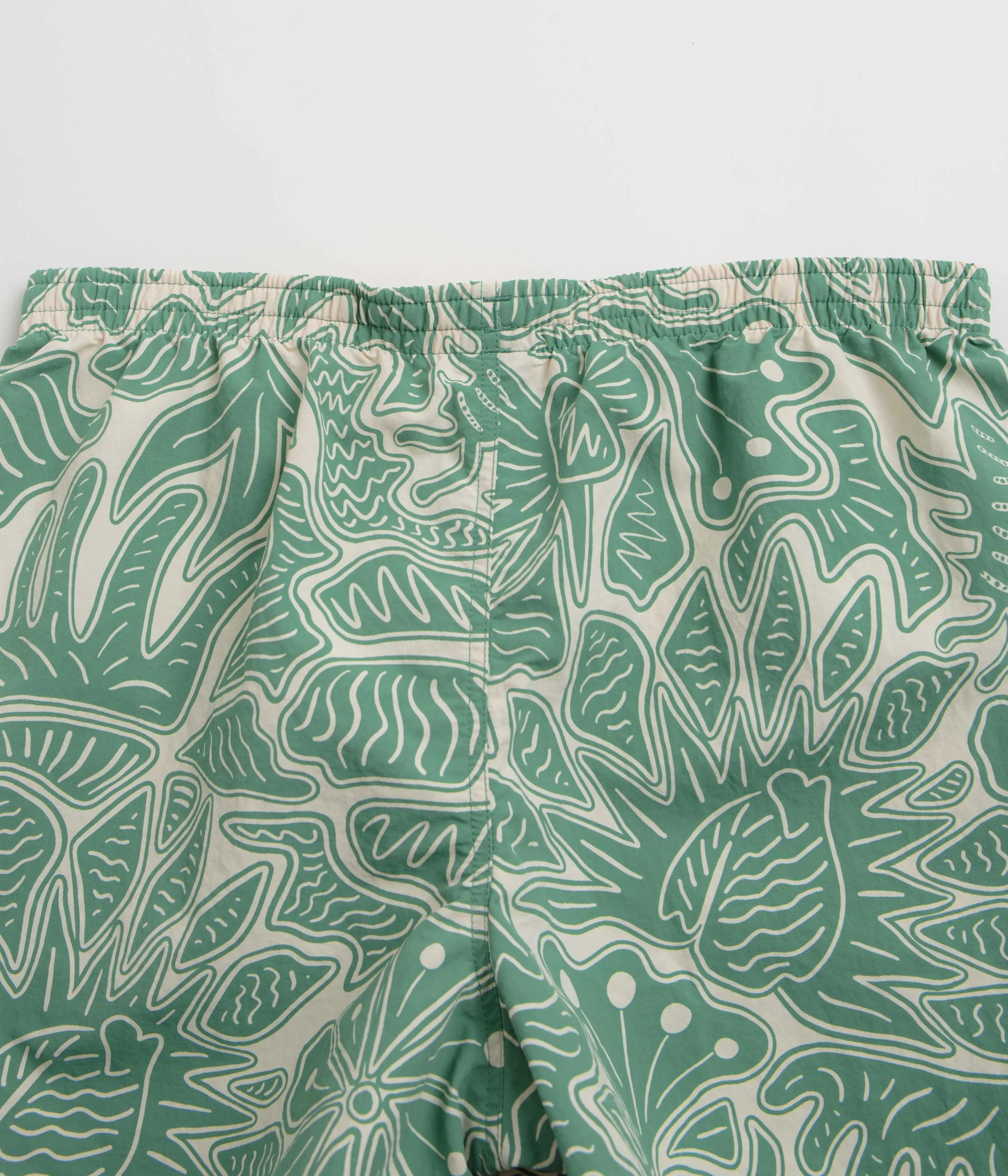 Patagonia Womens Baggies 5 Shorts - Bees and Flowers: Heartleaf Green