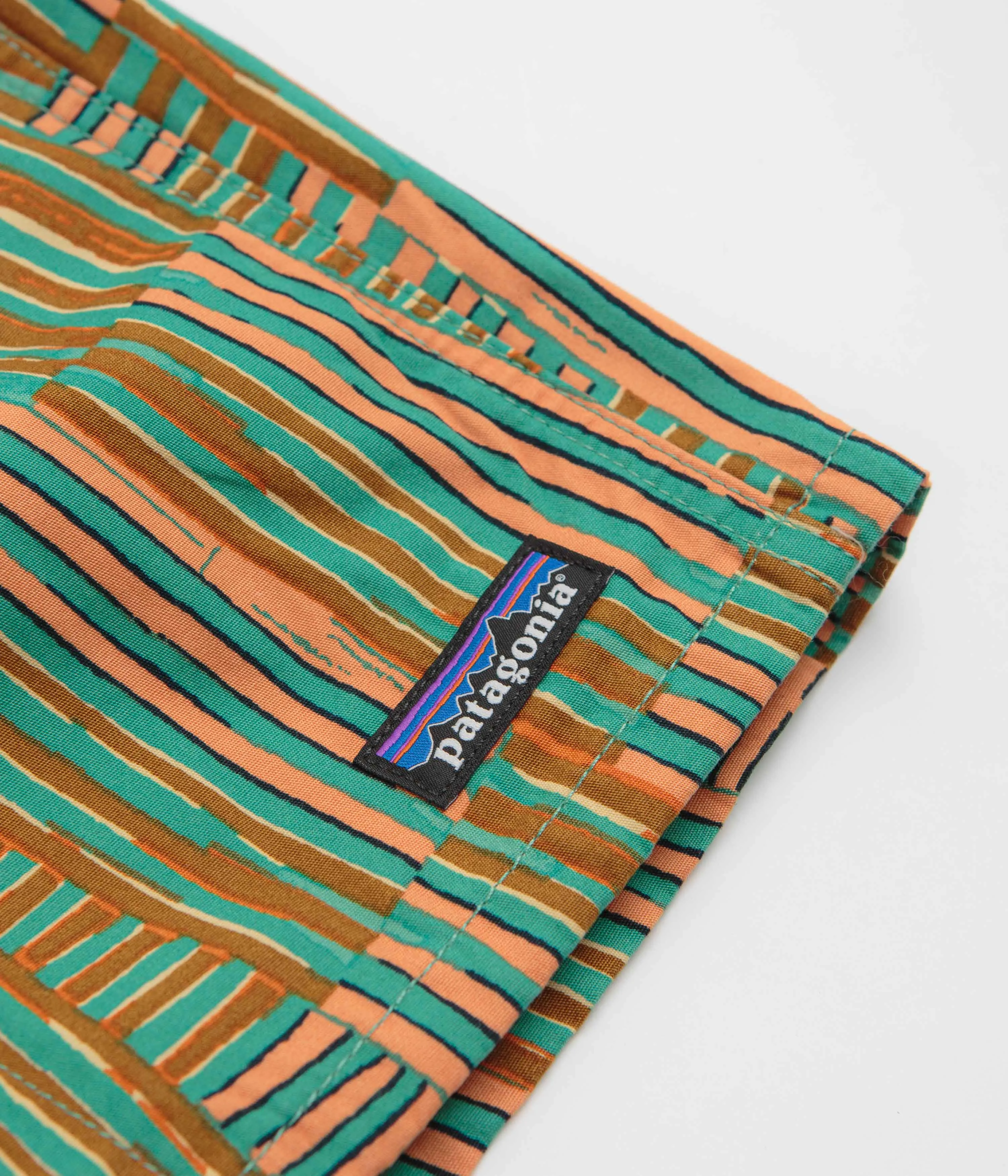 Patagonia Womens Funhoggers Shorts - Quilty Fitz: Heartleaf Green