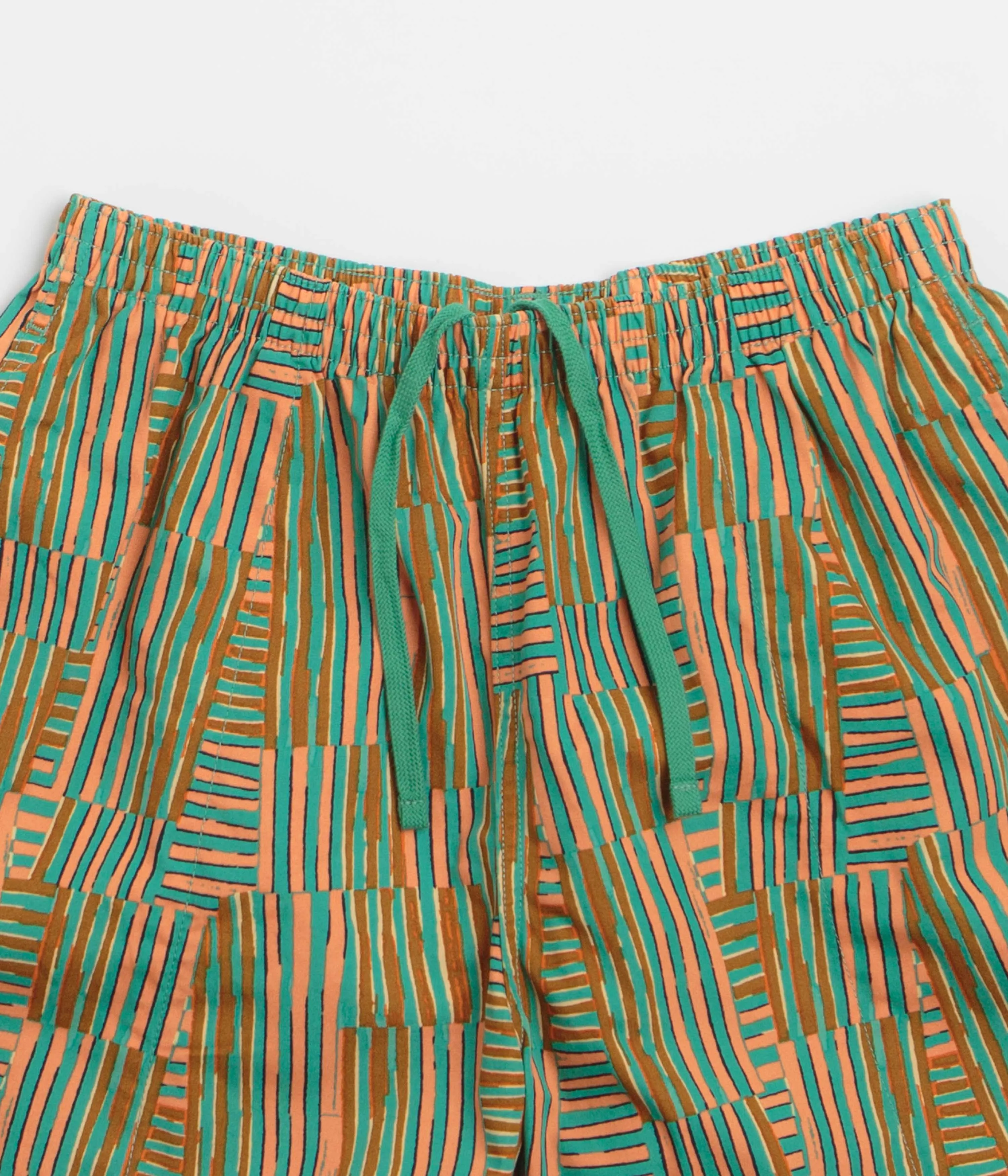Patagonia Womens Funhoggers Shorts - Quilty Fitz: Heartleaf Green