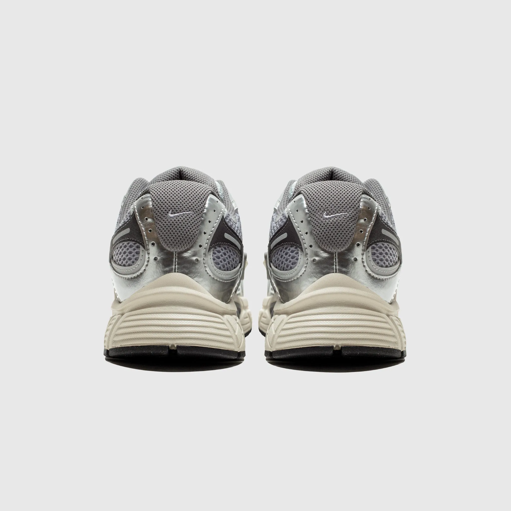 V5 RNR CEMENT GREY
