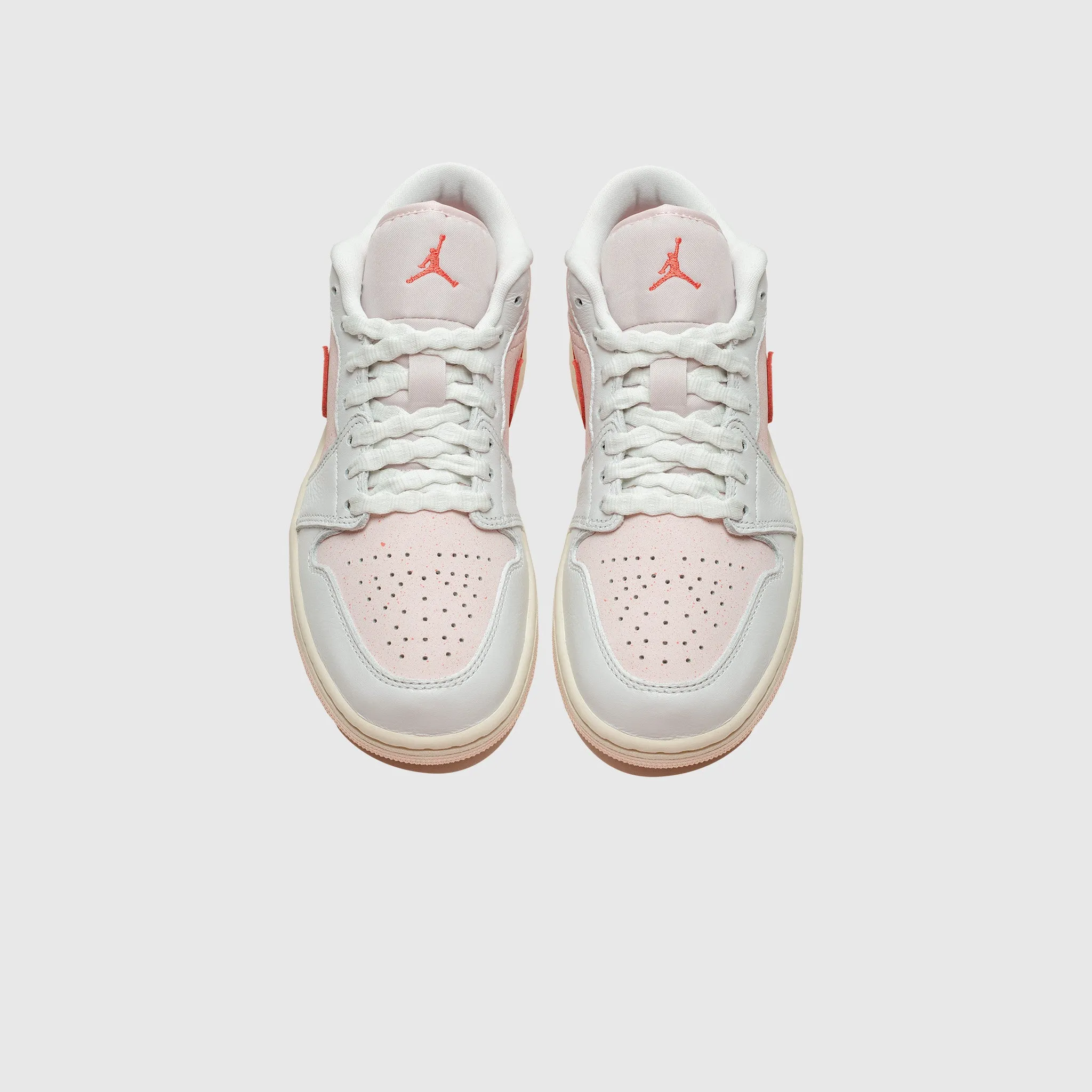 WMNS AIR JORDAN 1 LOW SE MAGIC EMBER