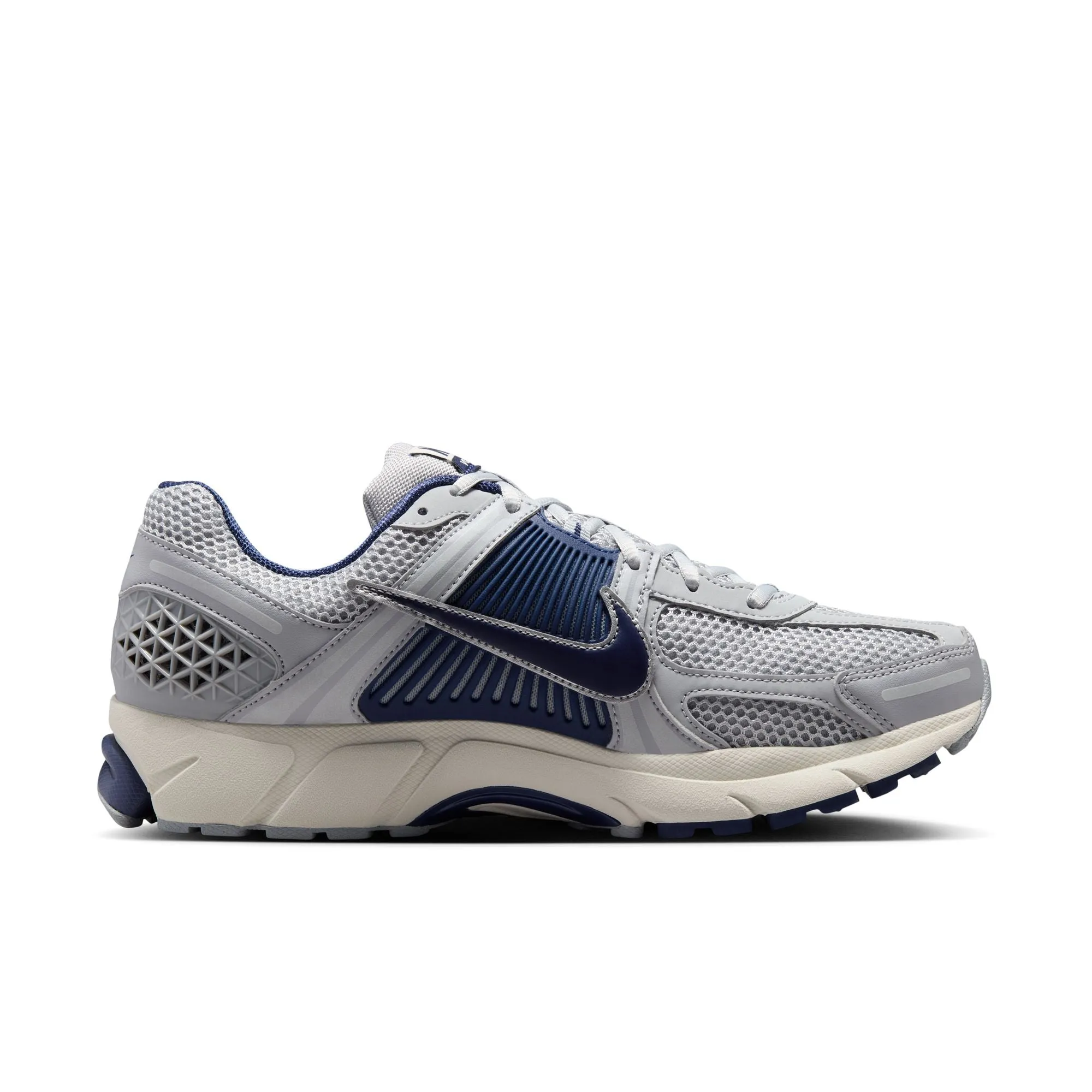 Zoom Vomero 5